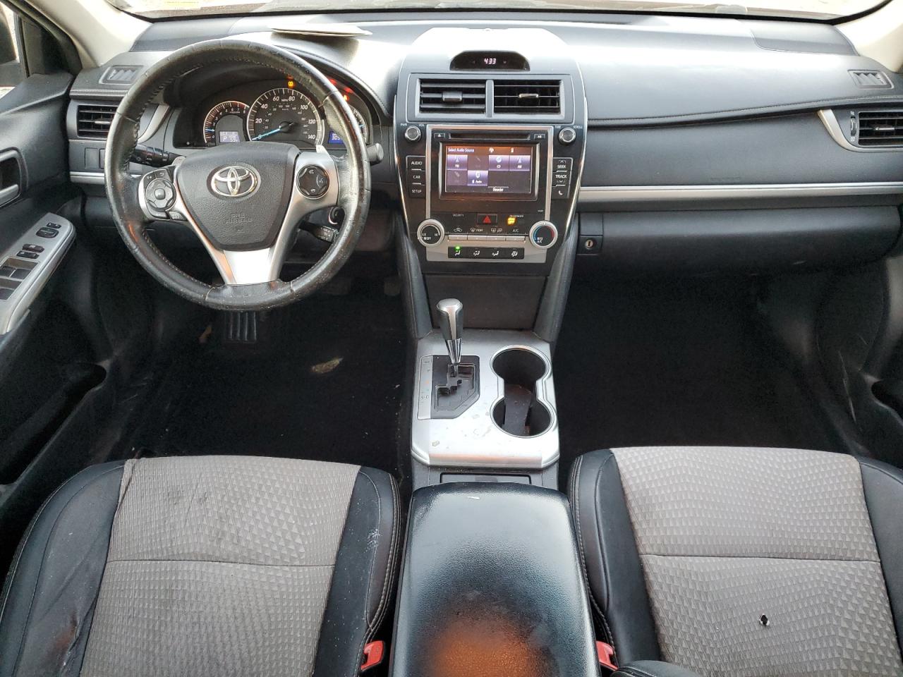 2014 Toyota Camry - Image 8
