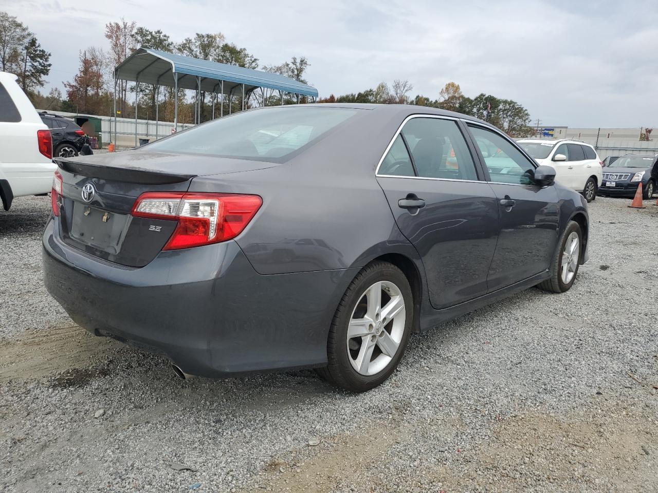 VIN 4T1BF1FK7DU721531 2013 TOYOTA CAMRY no.3