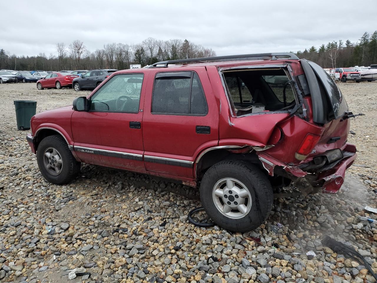 1997 Chevrolet Blazer - Image 2