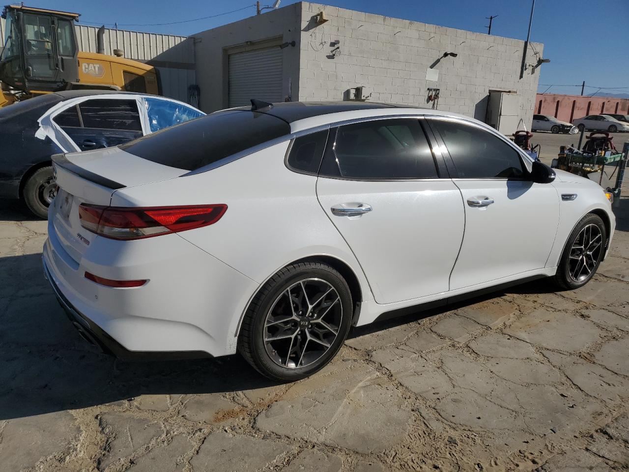 VIN 5XXGW4L28KG301294 2019 KIA OPTIMA no.3