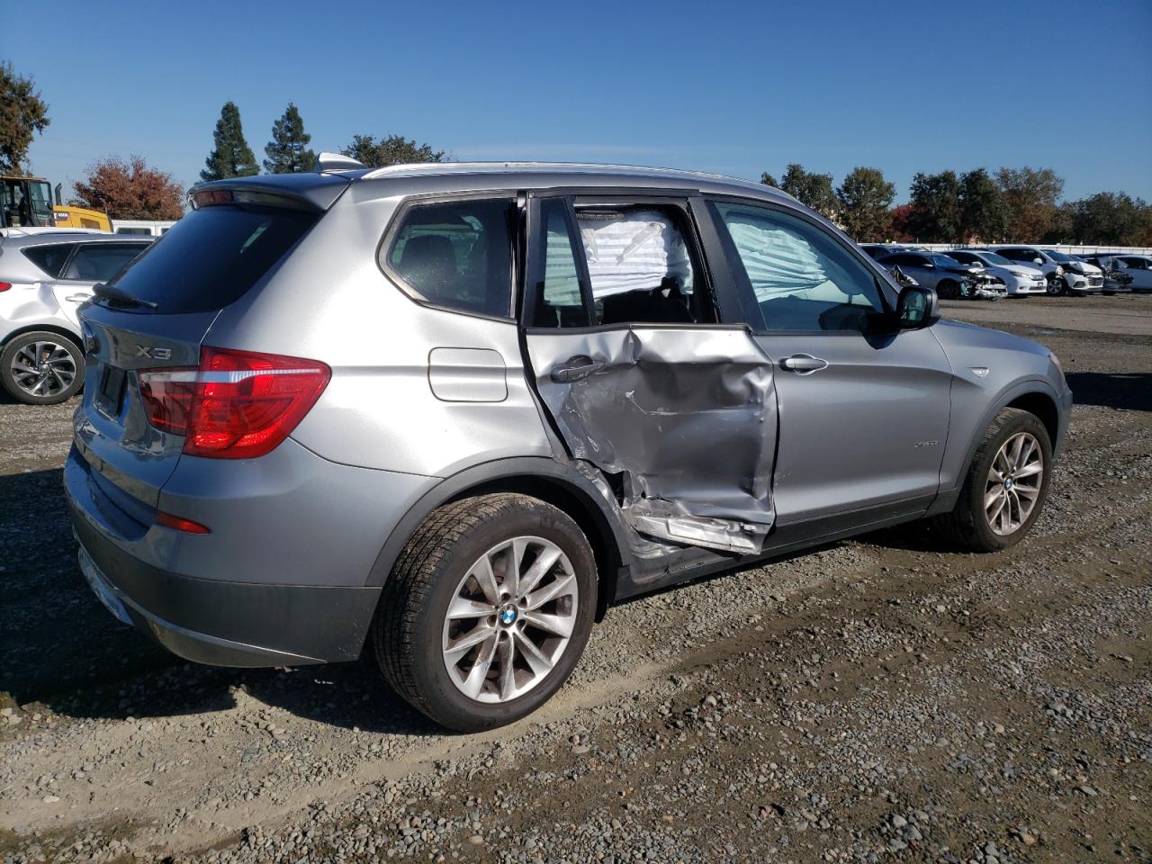 VIN 5UXWX9C55E0D36754 2014 BMW X3 no.3