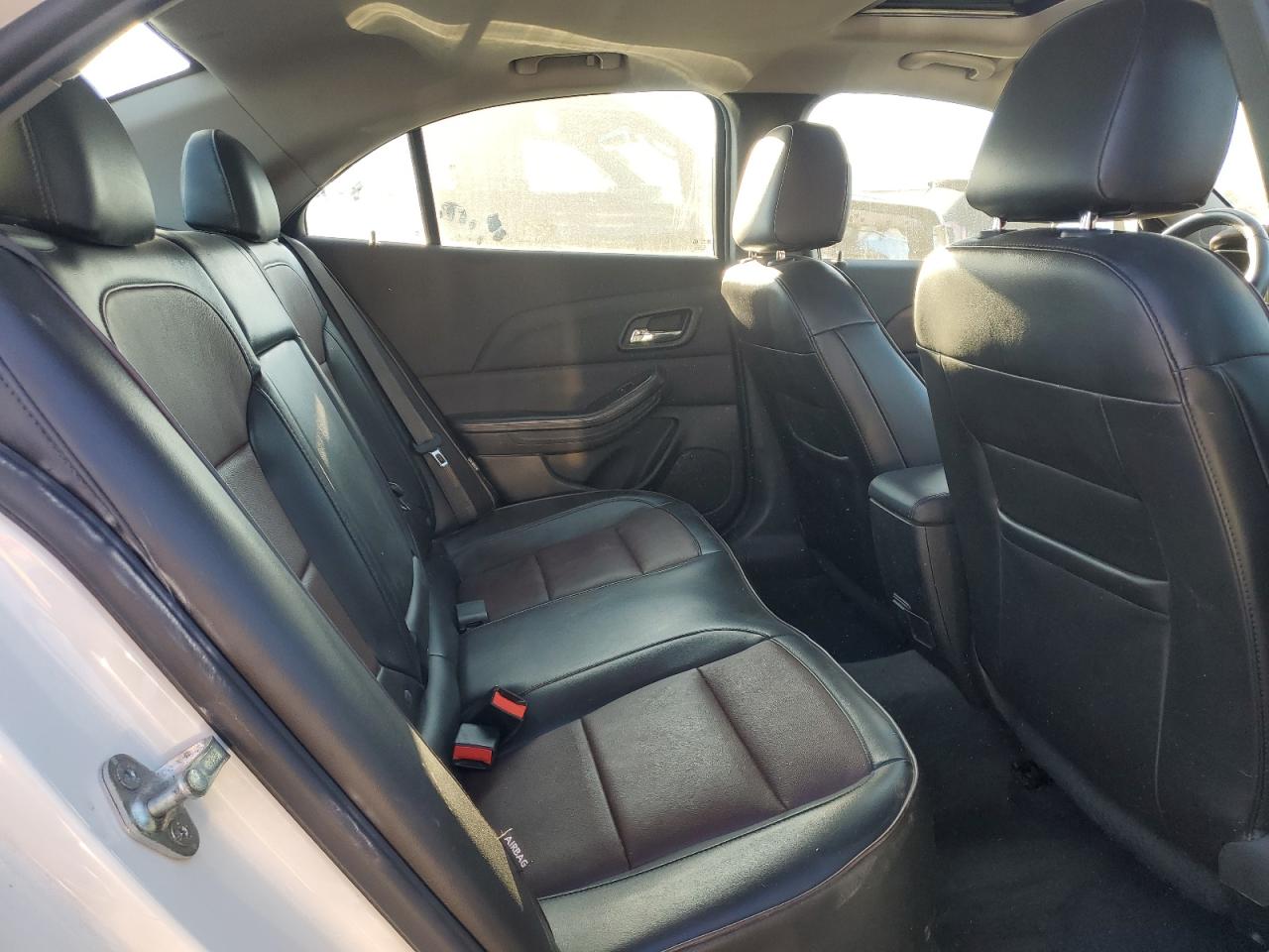 2014 Chevrolet Malibu - Image 10