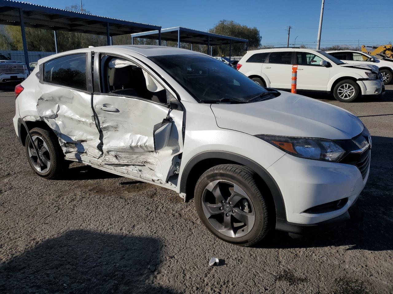 VIN 3CZRU6H50JM709874 2018 HONDA HR-V no.4