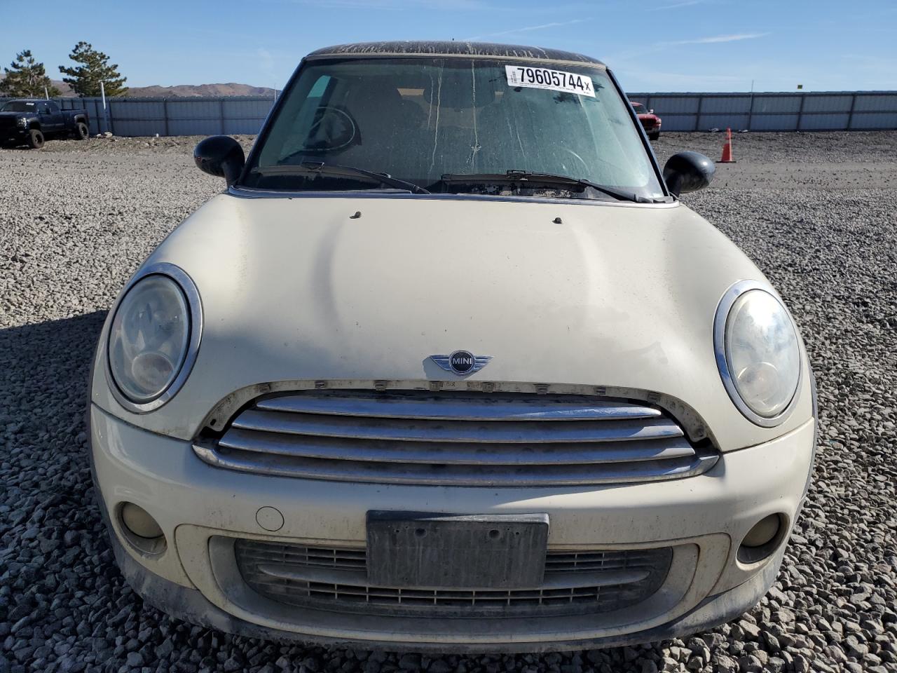 VIN WMWSU3C54DT683411 2013 MINI COOPER no.5