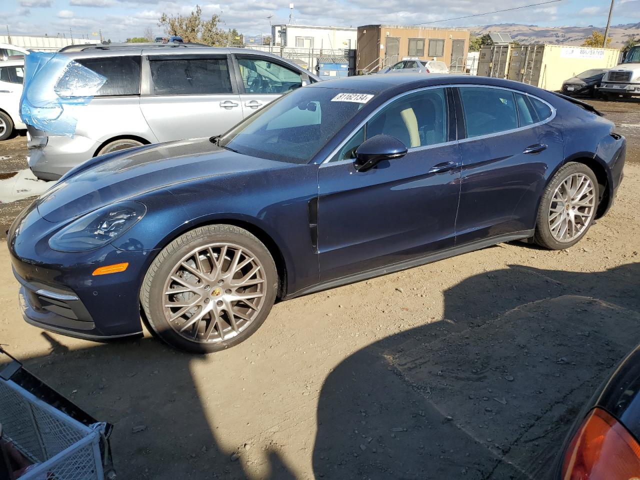 2018 Porsche Panamera - Image 1