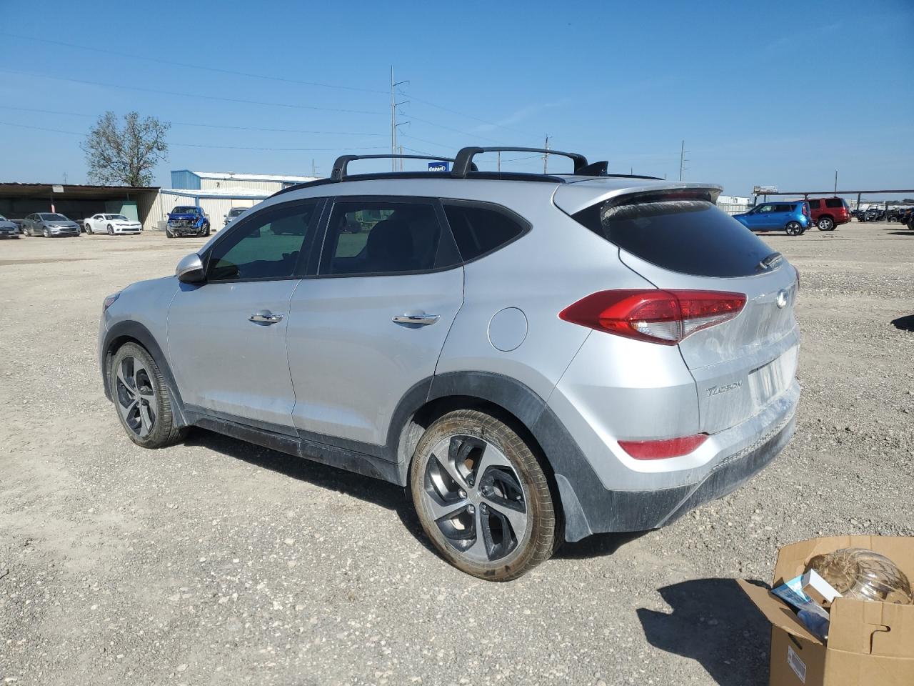 2016 Hyundai Tucson - Image 2