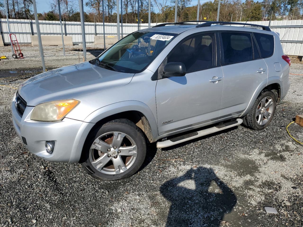 2009 Toyota RAV 4 - Image 1