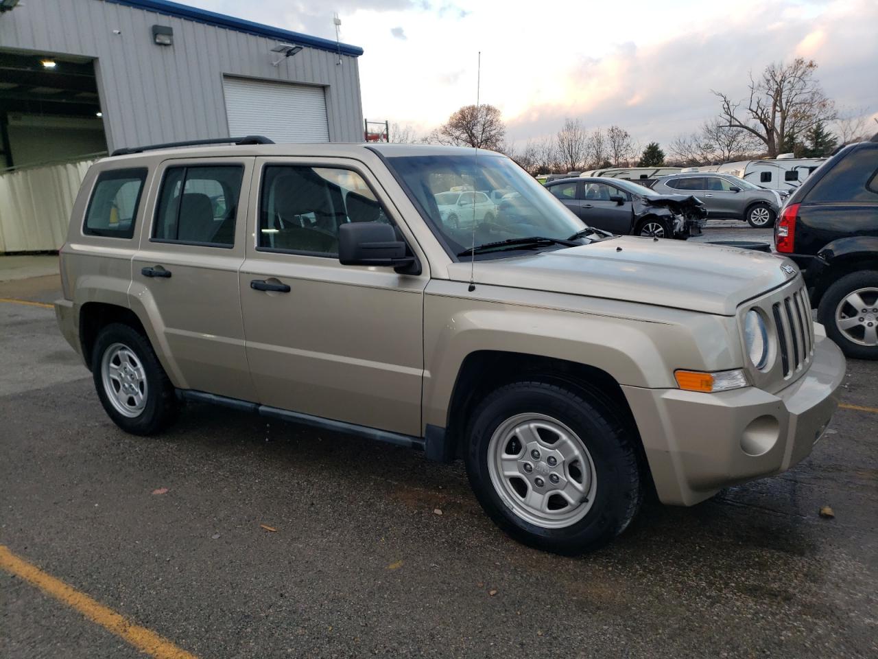 2010 Jeep Liberty (Patriot) - Image 4