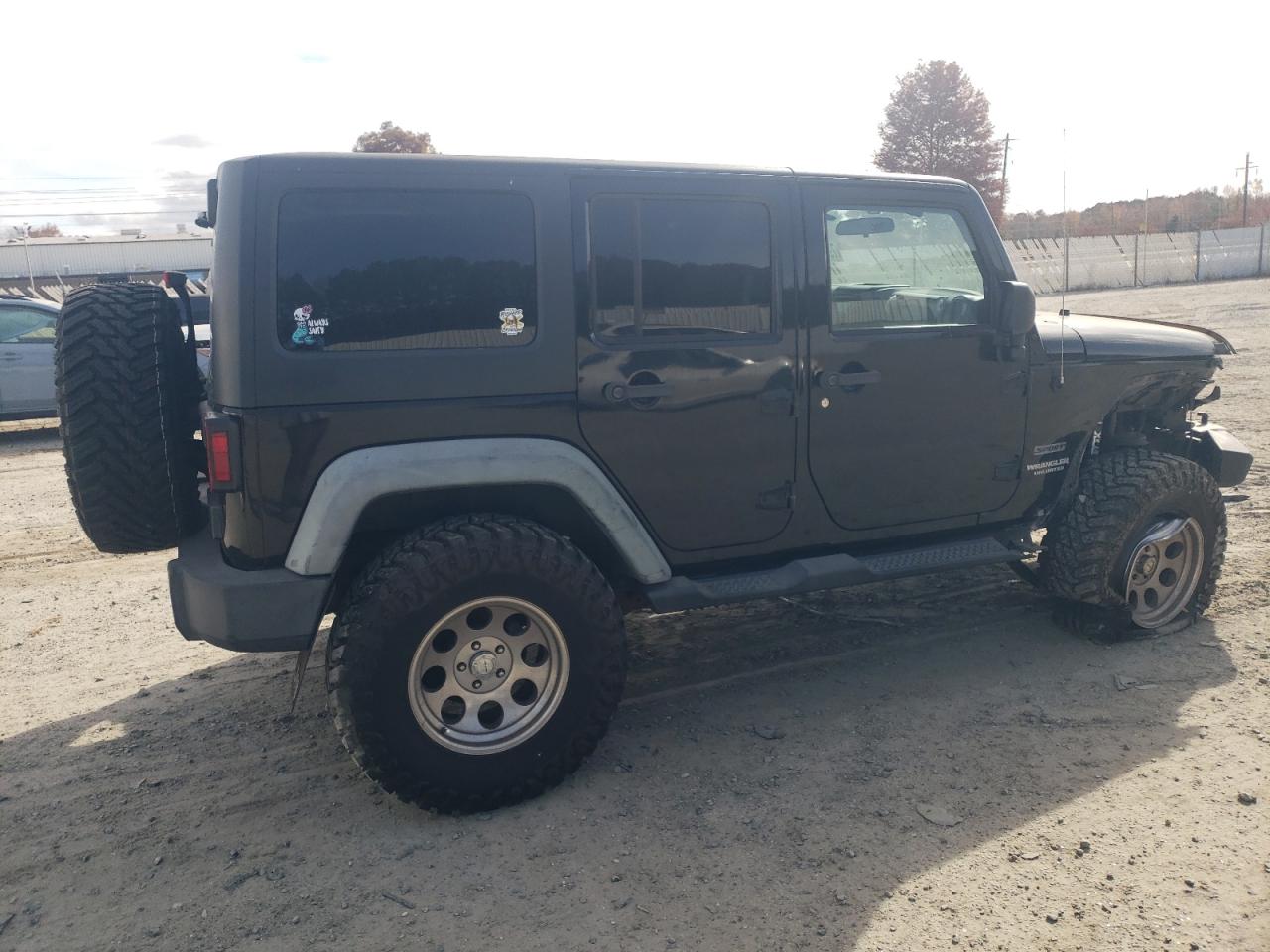 2011 Jeep Wrangler - Image 3