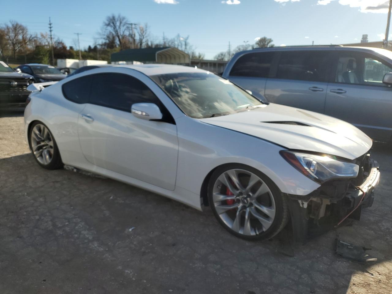 2015 Hyundai Genesis - Image 4