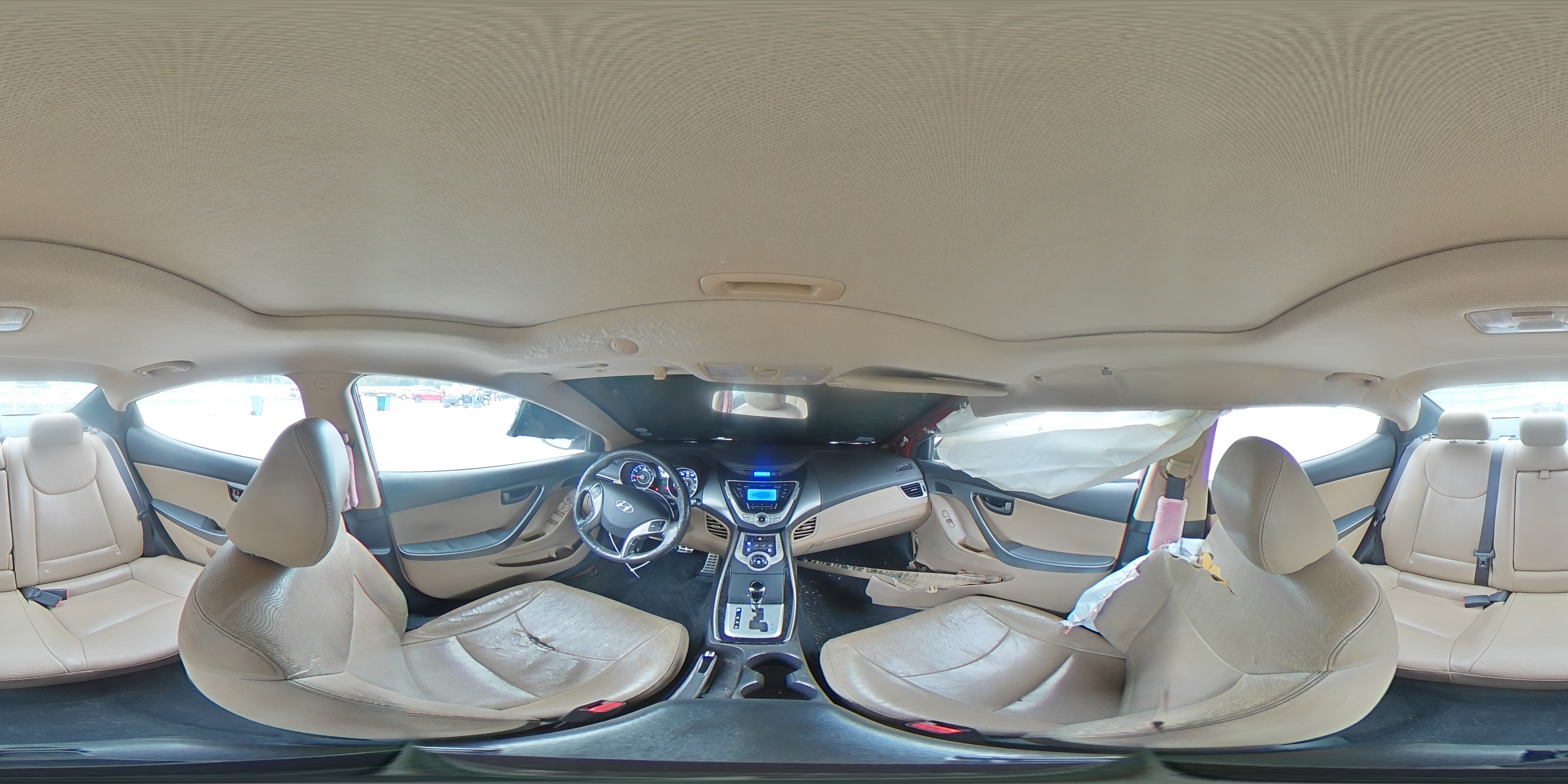 2012 Hyundai Elantra - Image 13