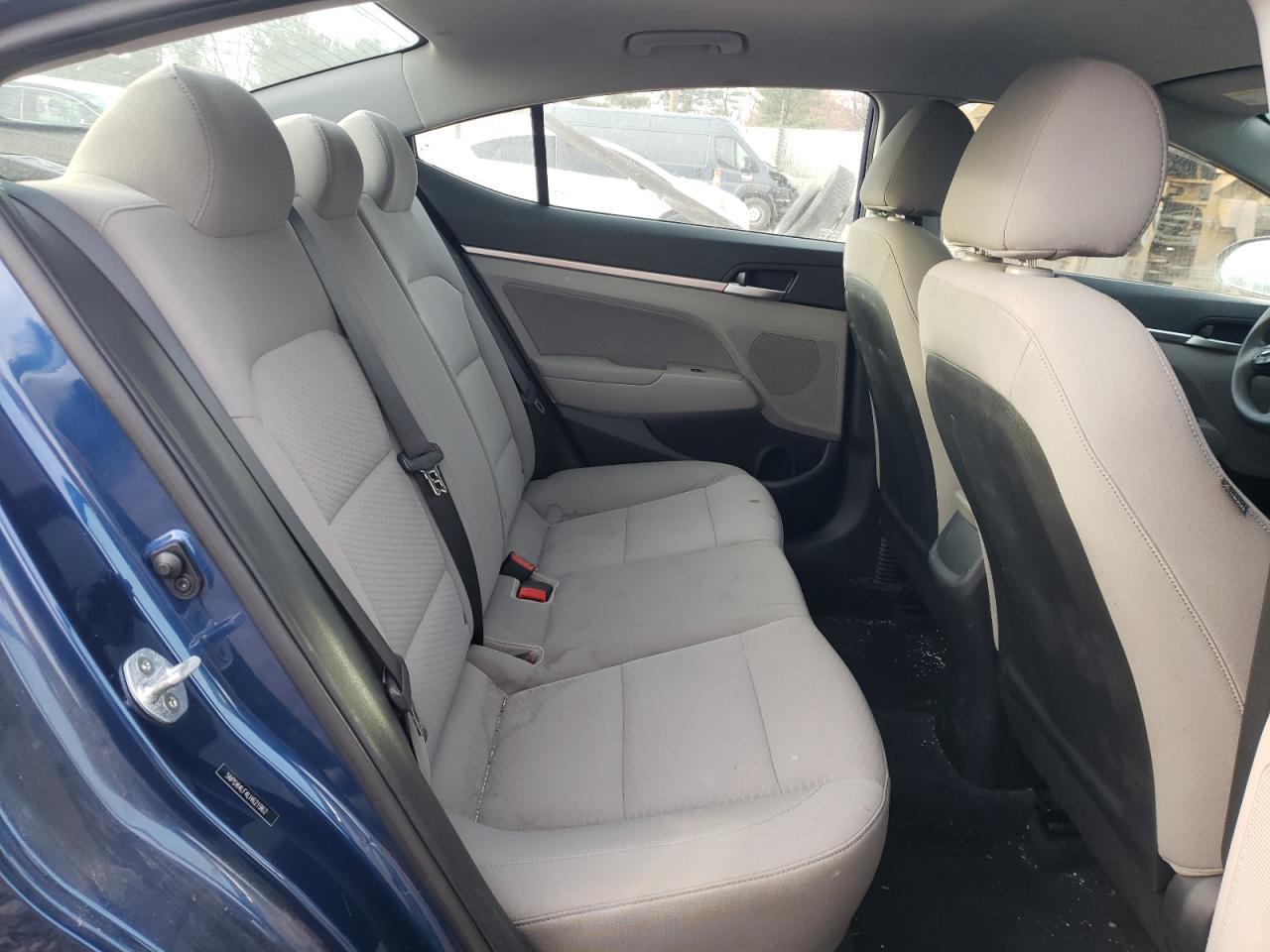 2020 Hyundai Elantra - Image 10
