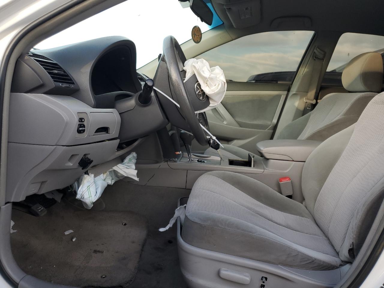 2011 Toyota Camry - Image 7