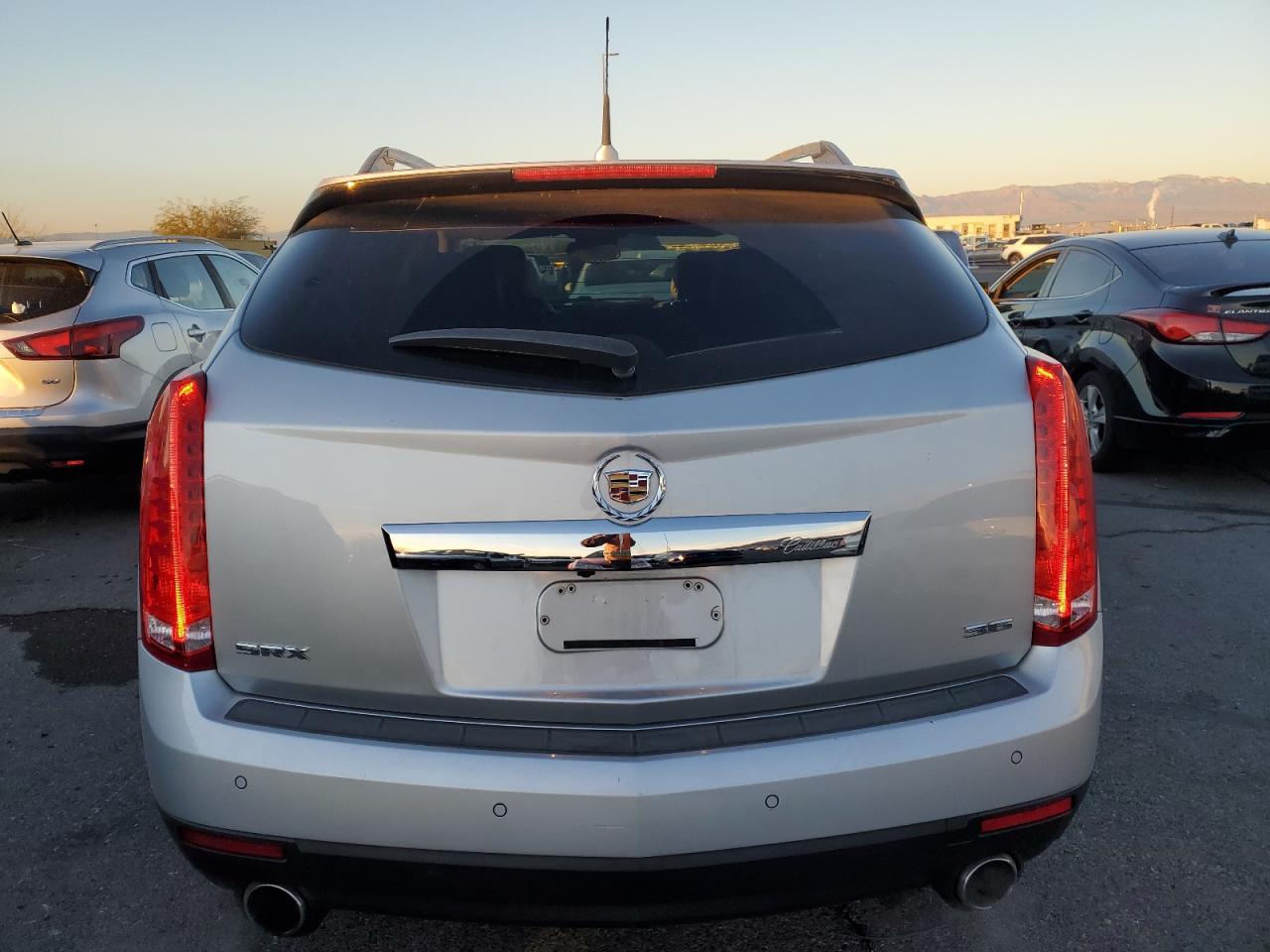2012 Cadillac SRX - Image 6