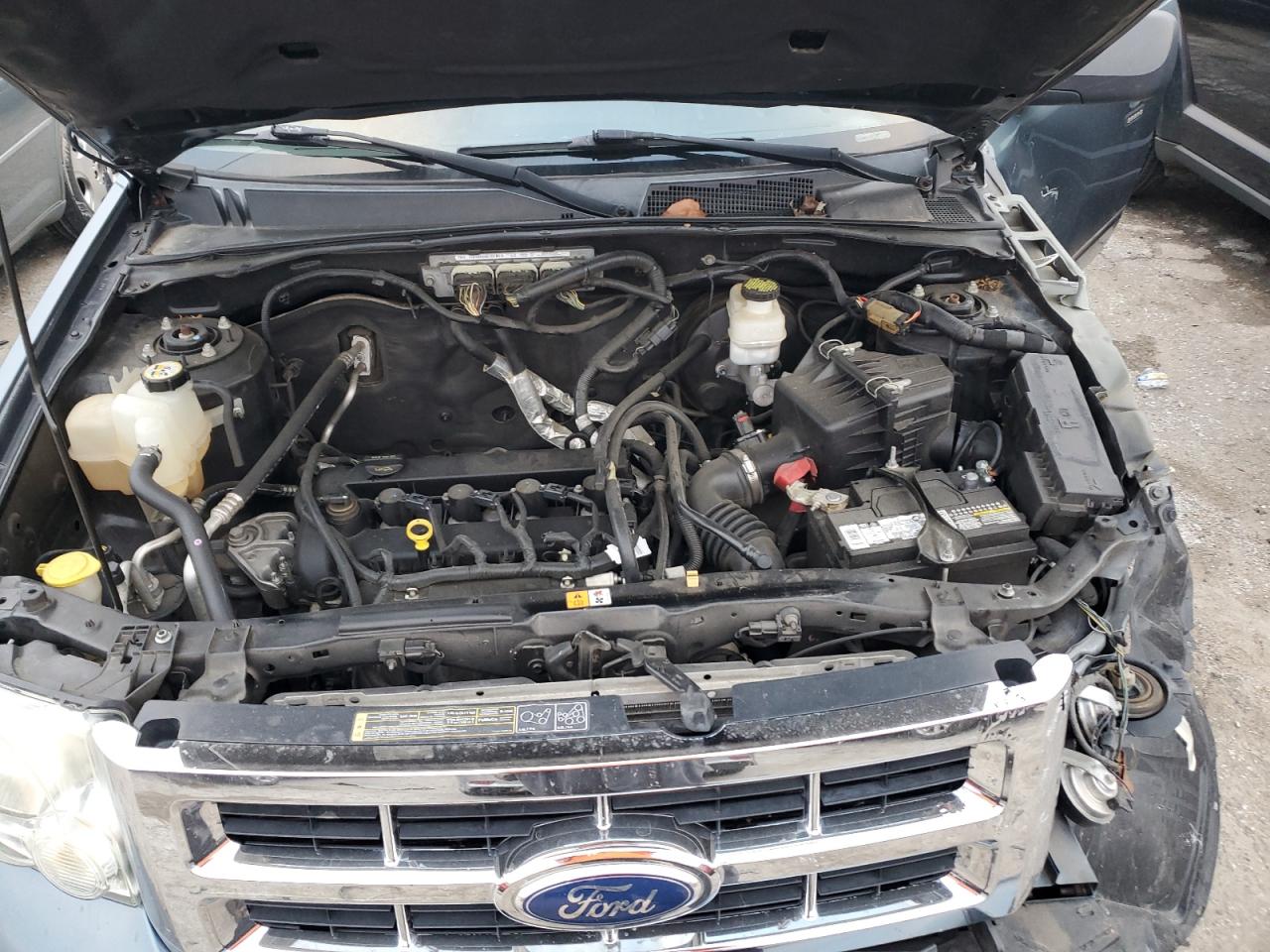 2011 Ford Escape - Image 12