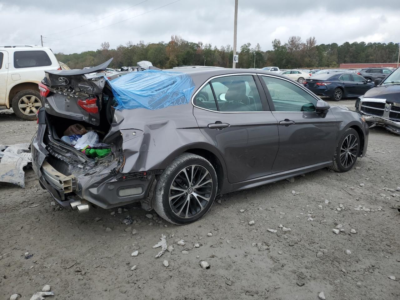 VIN 4T1B11HK9KU217202 2019 TOYOTA CAMRY no.3