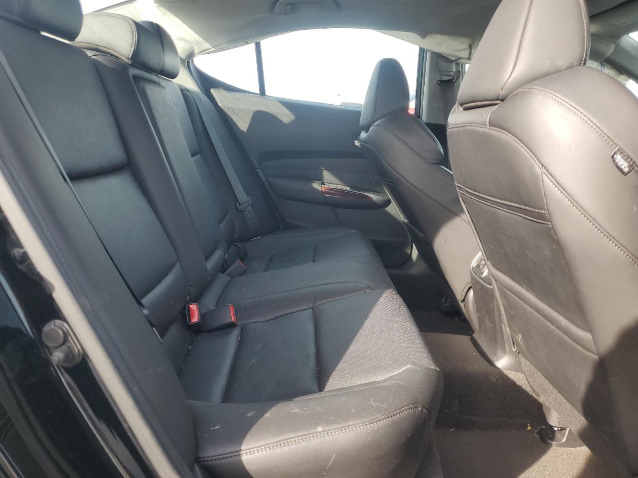 2015 Acura TLX - Image 11