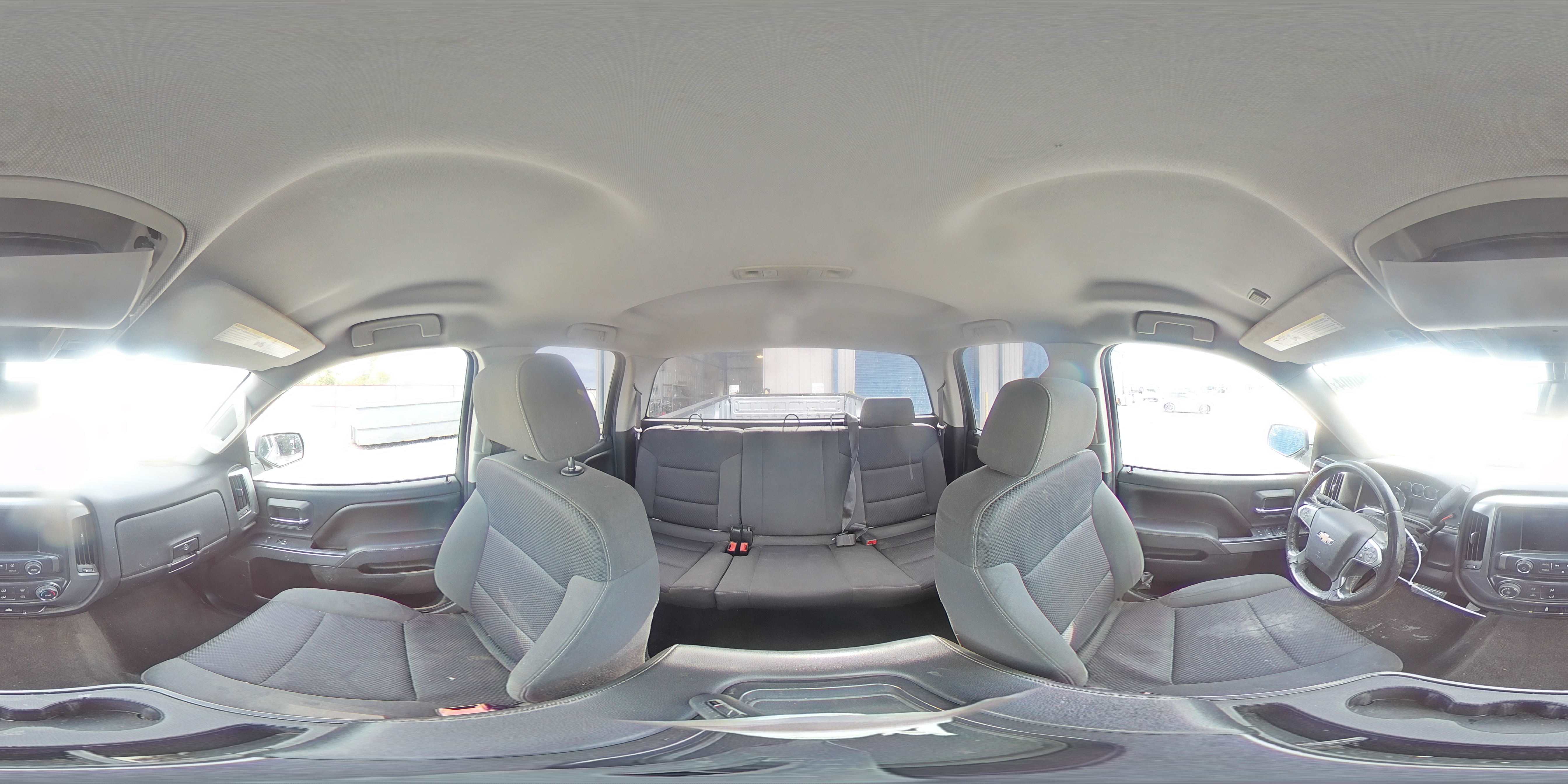 2015 Chevrolet Silverado - Image 15