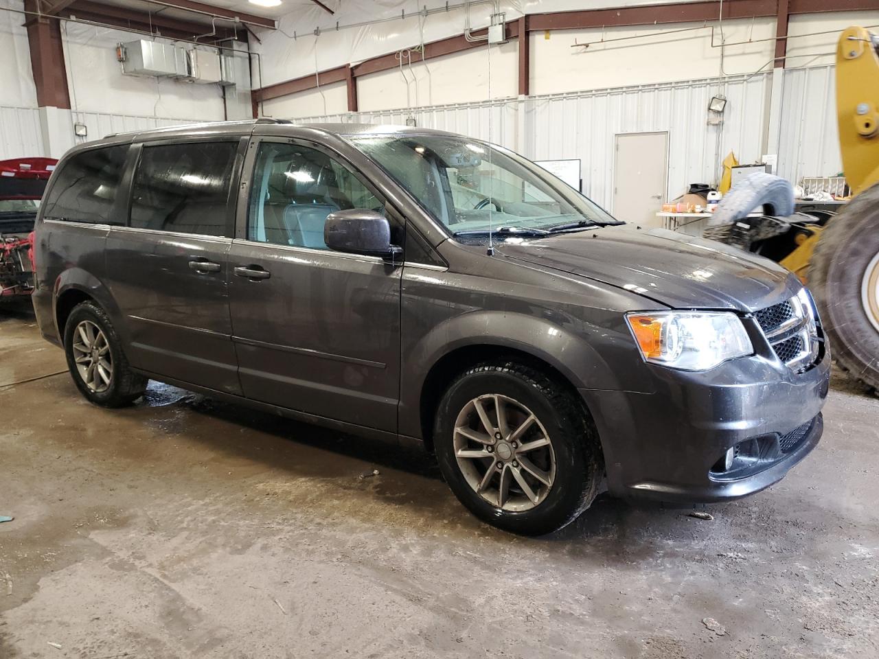 VIN 2C4RDGCG3FR688314 2015 DODGE CARAVAN no.4