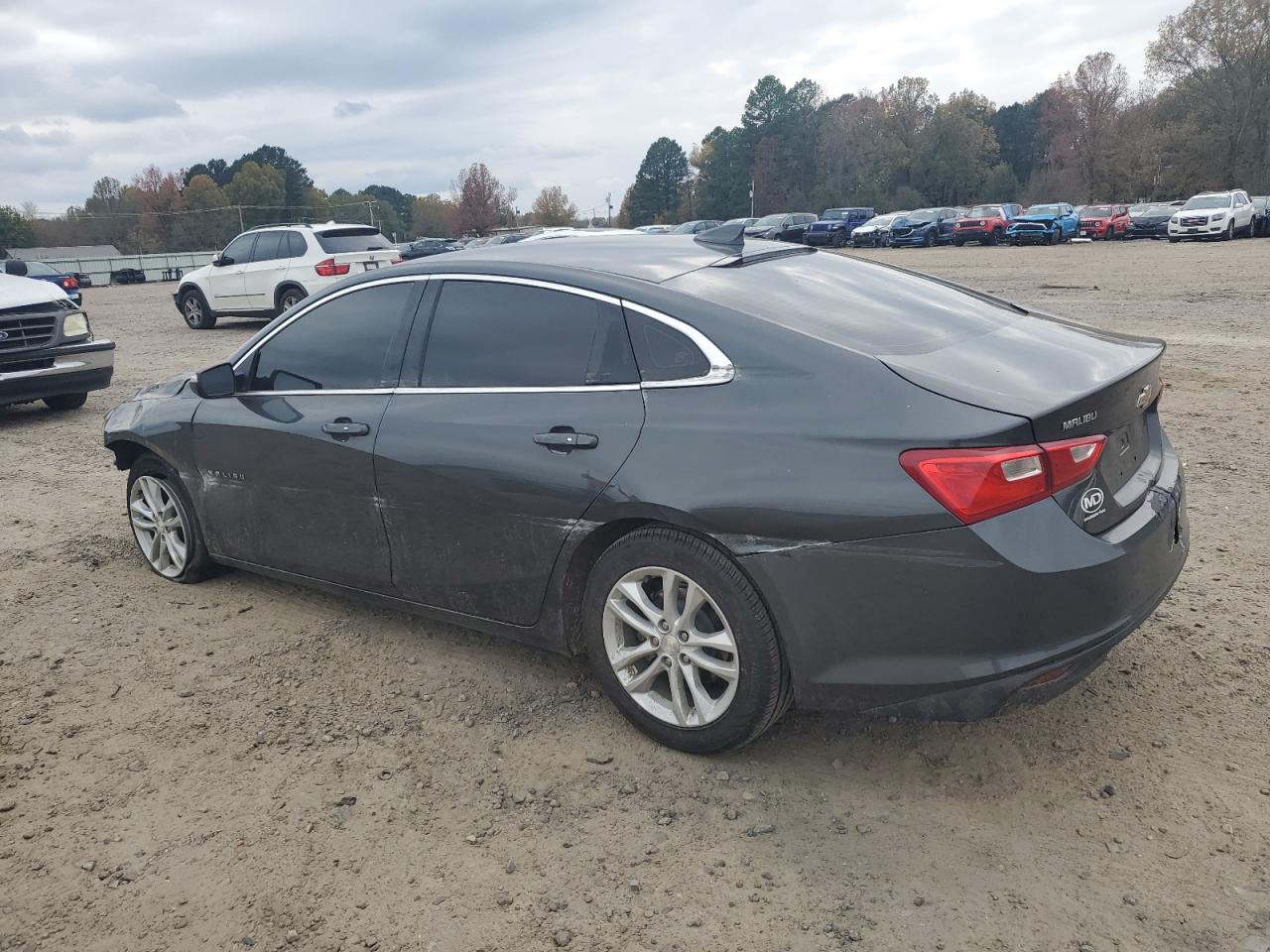 2017 Chevrolet Malibu - Image 2