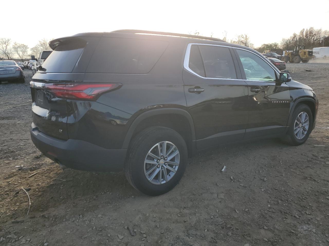 2022 Chevrolet Traverse - Image 3