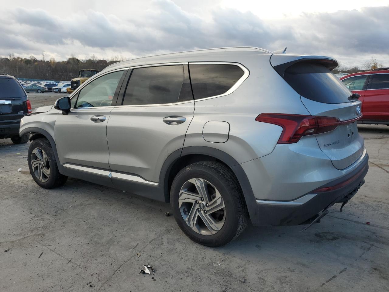 2022 Hyundai Santa Fe - Image 2