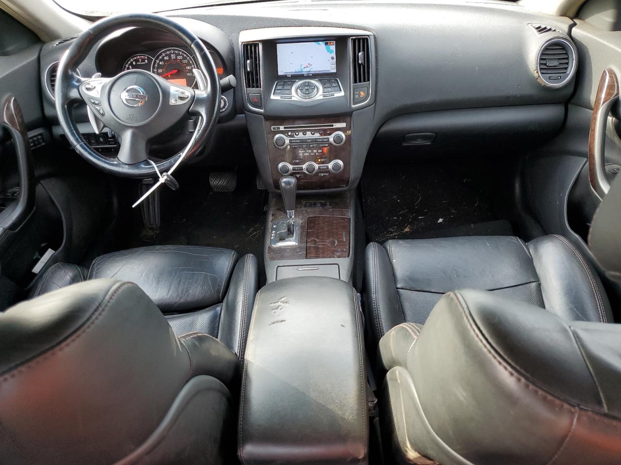 2010 Nissan Maxima - Image 8