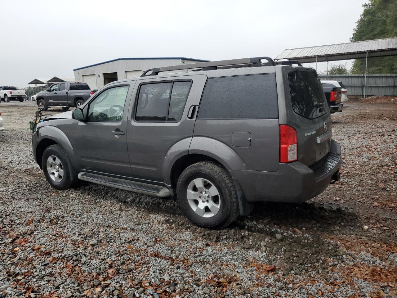 2008 Nissan Pathfinder - Image 2