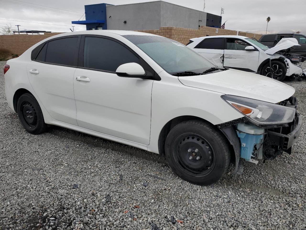 2023 Kia Rio - Image 4