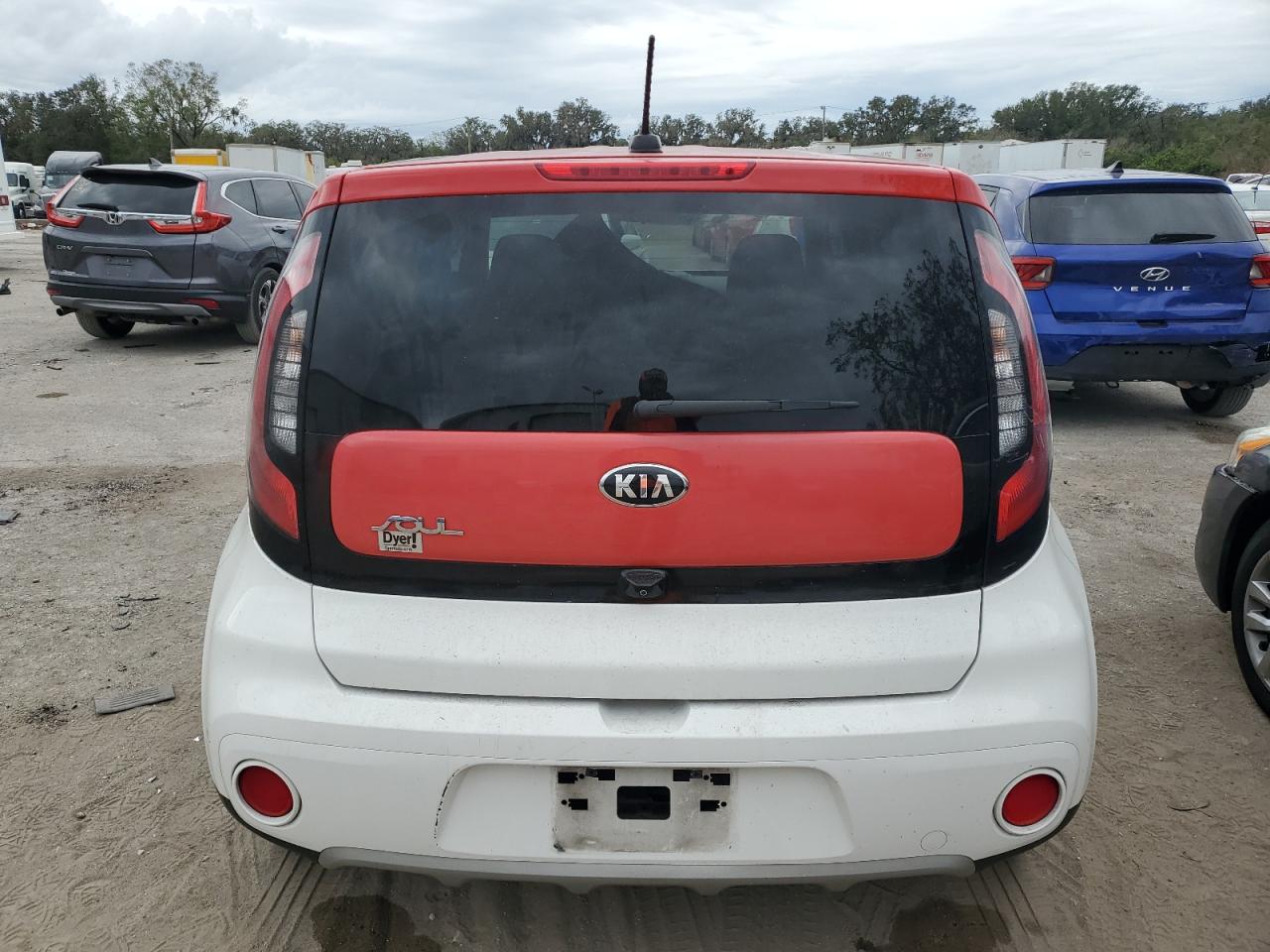 VIN KNDJP3A53K7633775 2019 KIA SOUL no.6