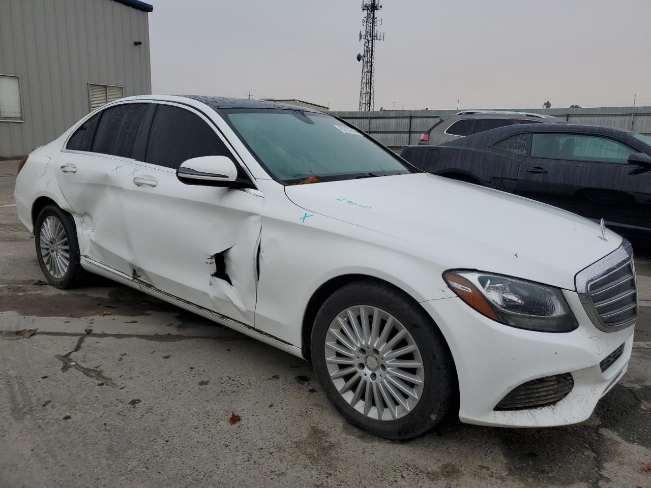 VIN 55SWF4JB4GU171604 2016 MERCEDES-BENZ C-CLASS no.4