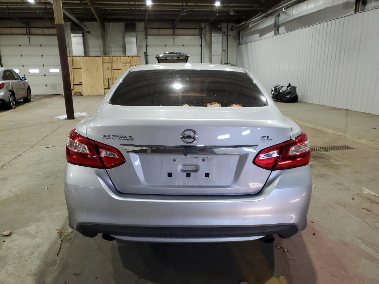 2017 Nissan Altima - Image 6