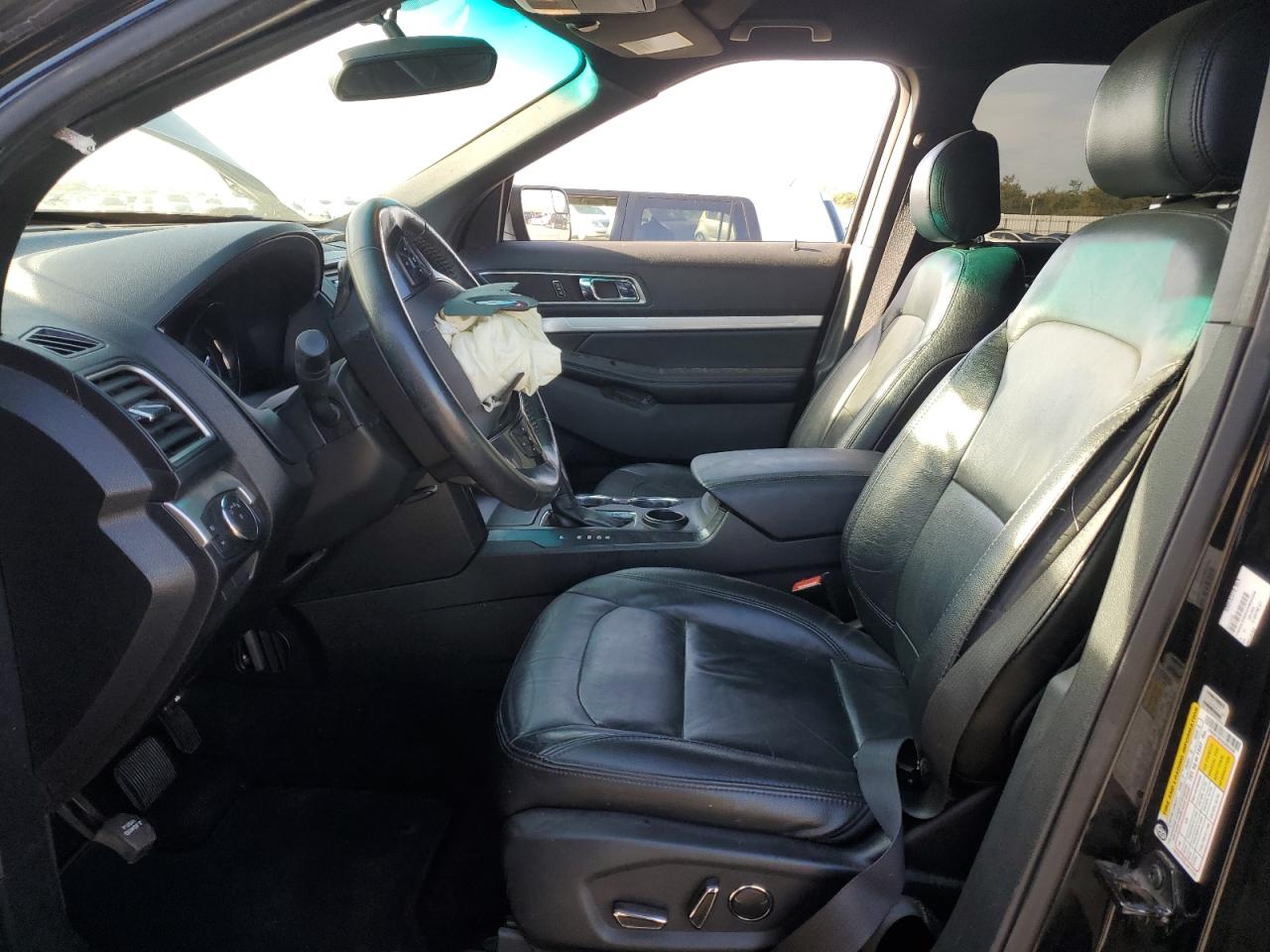 2016 Ford Explorer - Image 7