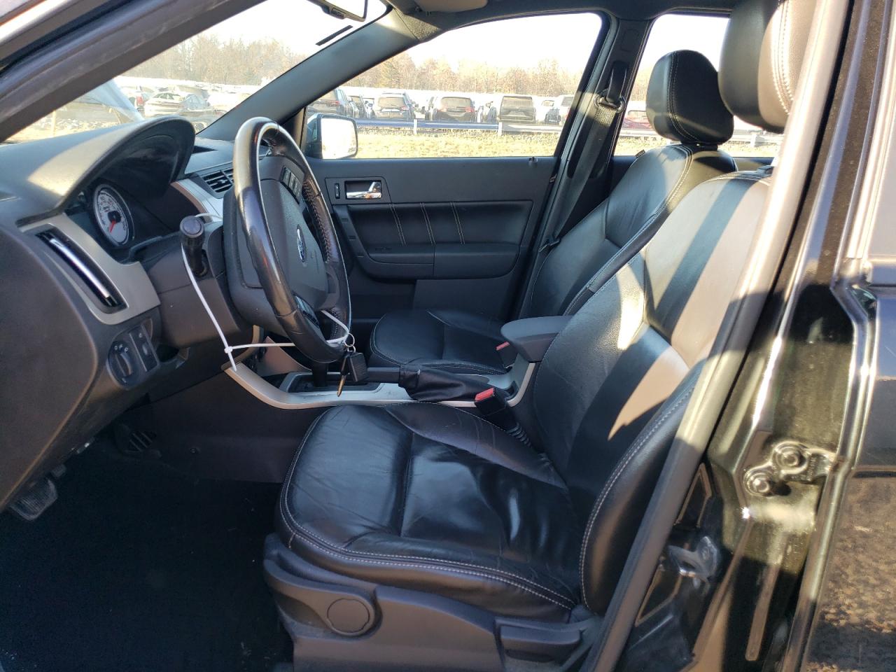 2010 Ford Focus - Image 7