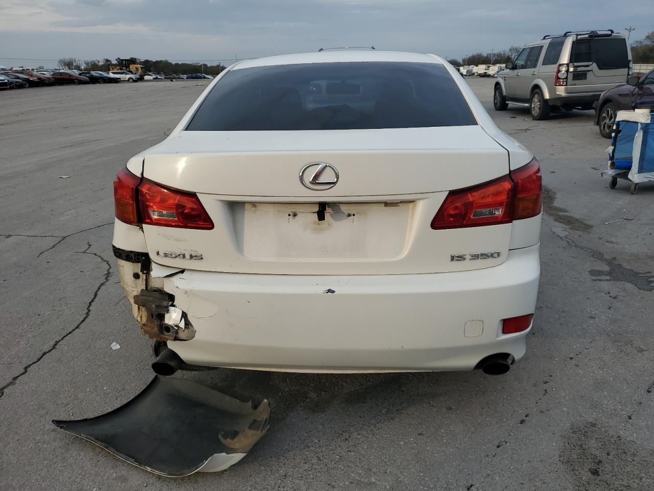 2006 Lexus IS - Image 6