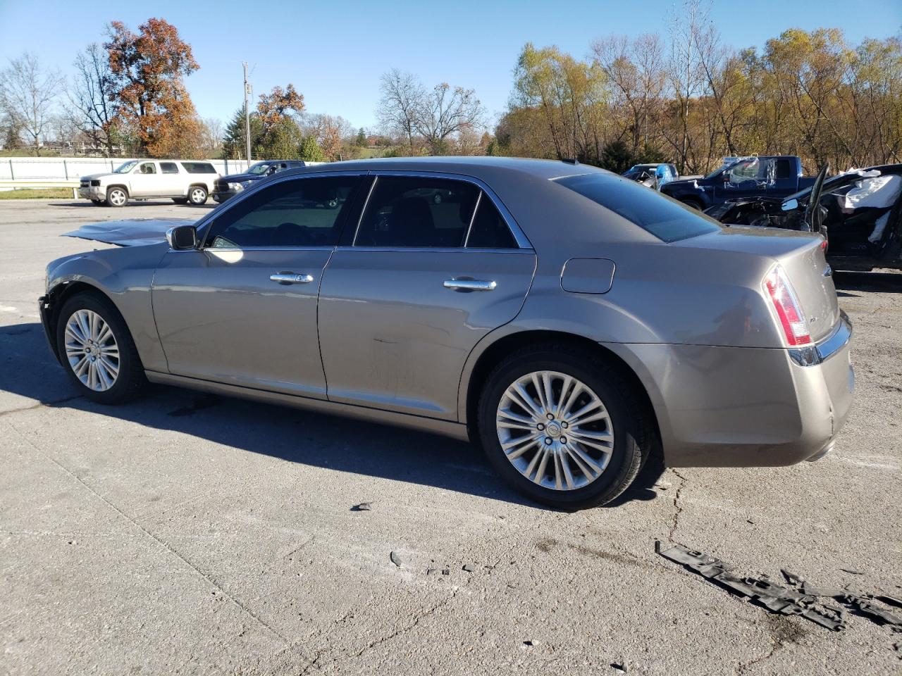 2014 Chrysler 300 - Image 2