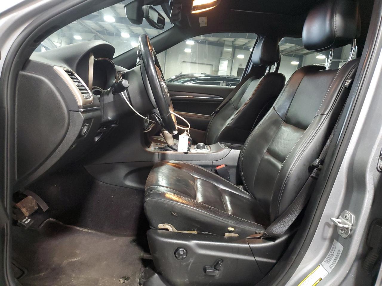 2017 Jeep Grand Cherokee - Image 7