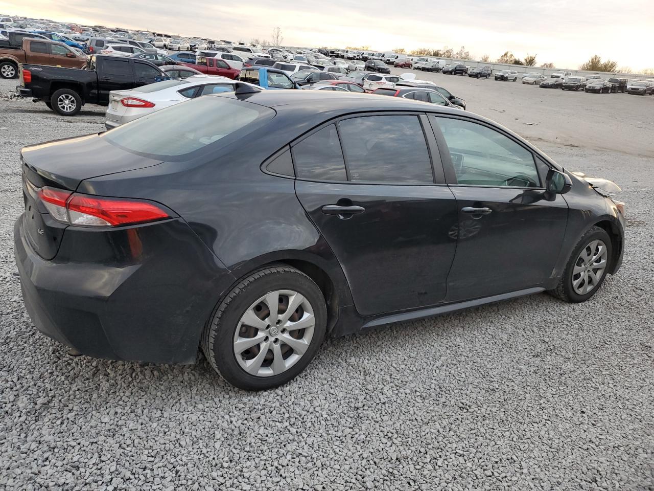 2021 Toyota Corolla - Image 3