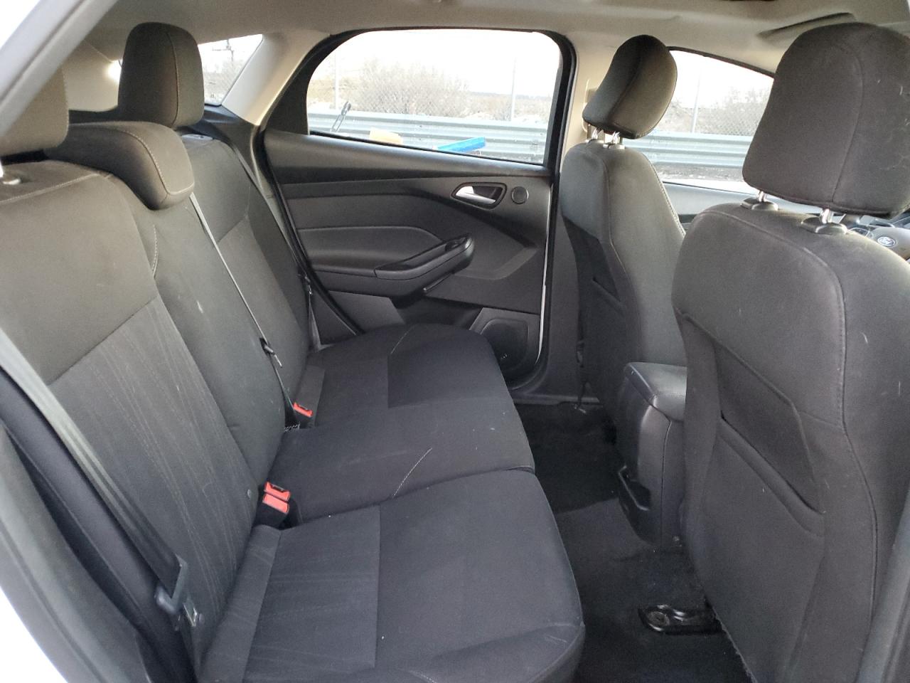 2017 Ford Focus - Image 10