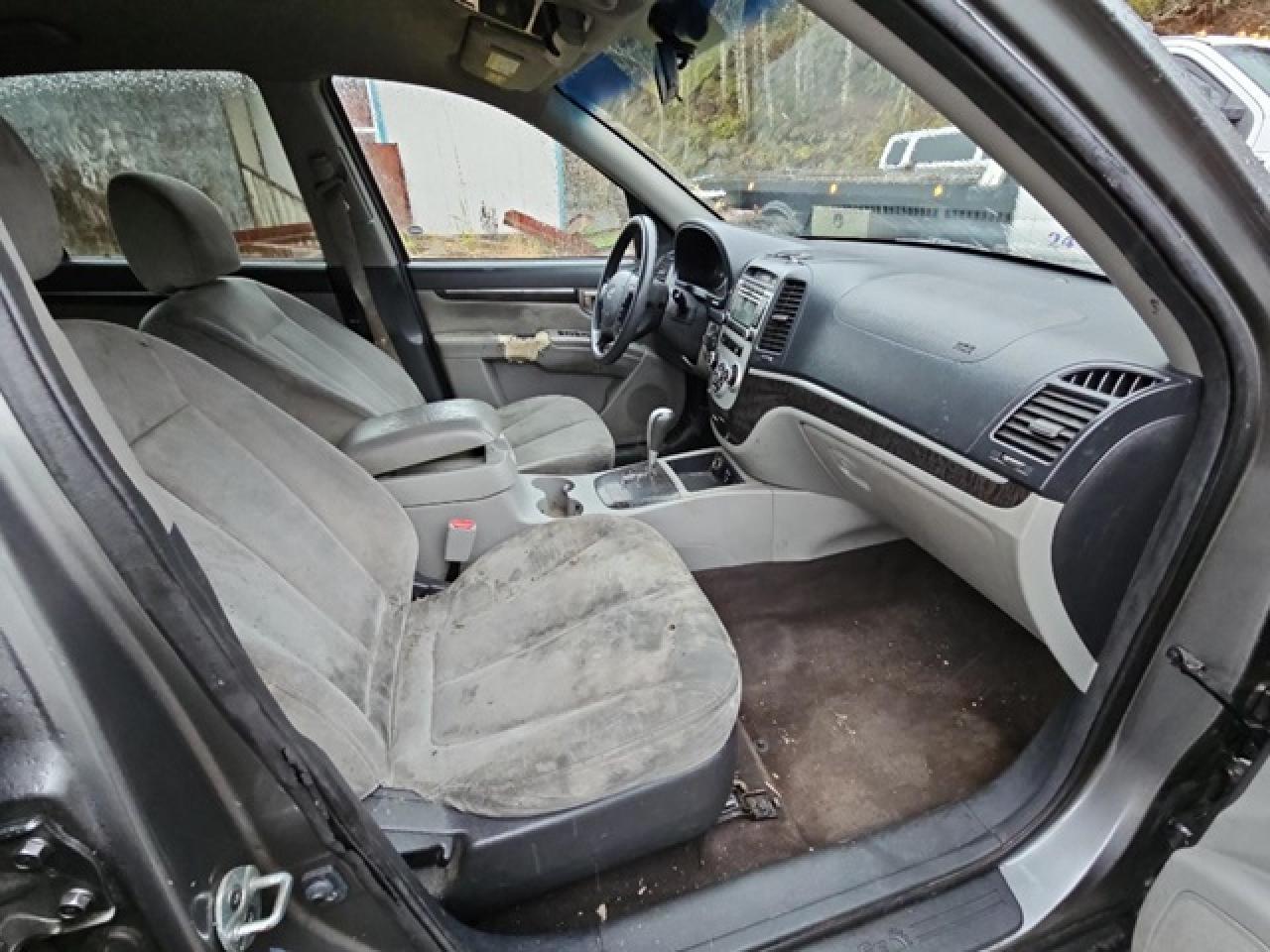 2009 Hyundai Santa Fe - Image 7