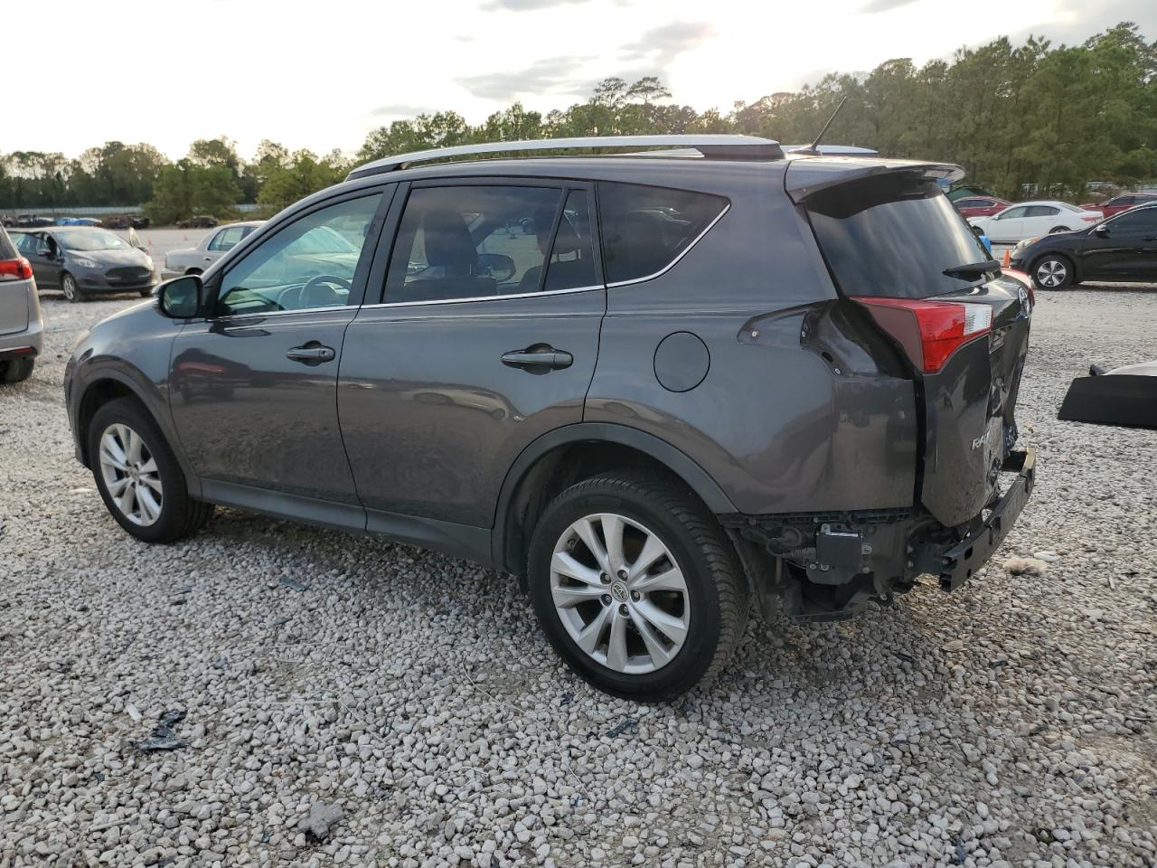 2015 Toyota RAV 4 - Image 2