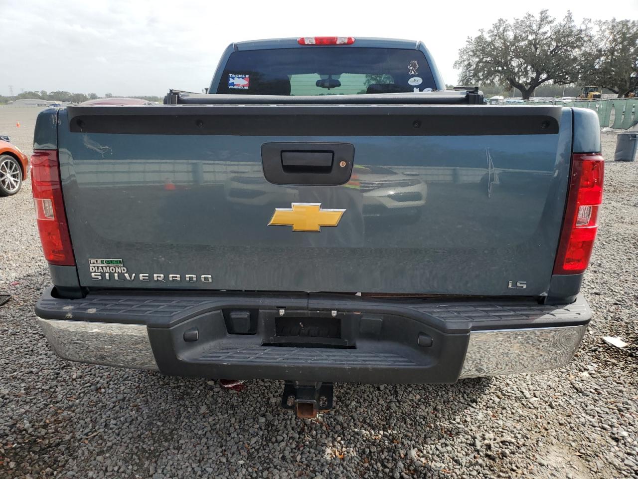 2012 Chevrolet Silverado - Image 6