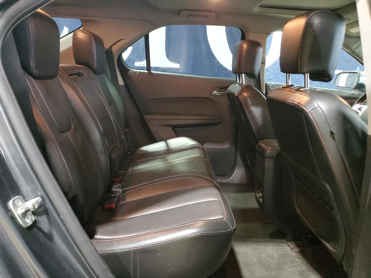 2010 Chevrolet Equinox - Image 11