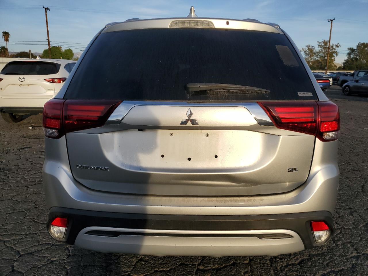 2020 Mitsubishi Outlander Se VIN: JA4AZ3A38LZ025291 Lot: 81621634