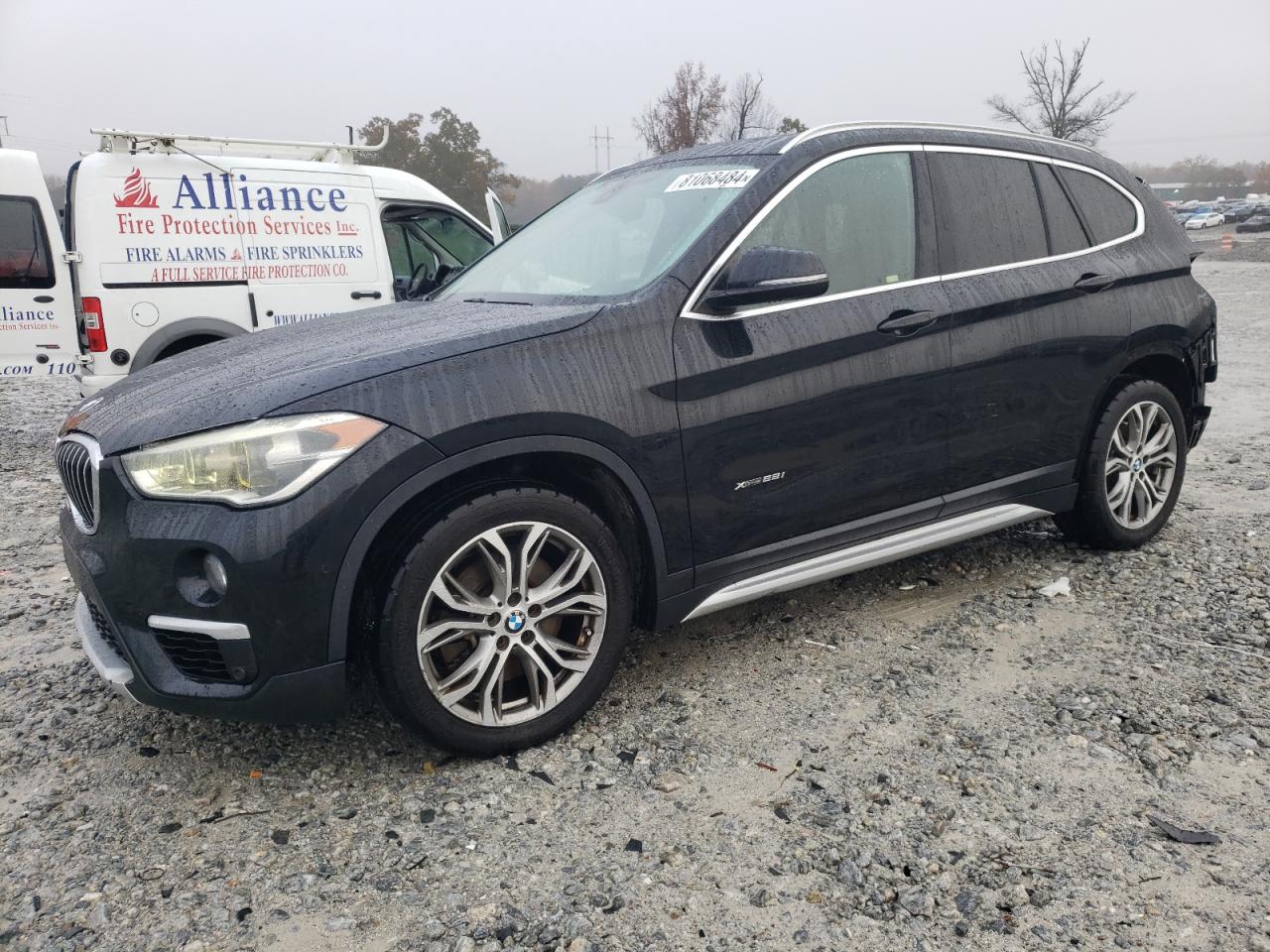 VIN WBXHT3C39GP885174 2016 BMW X1 no.1