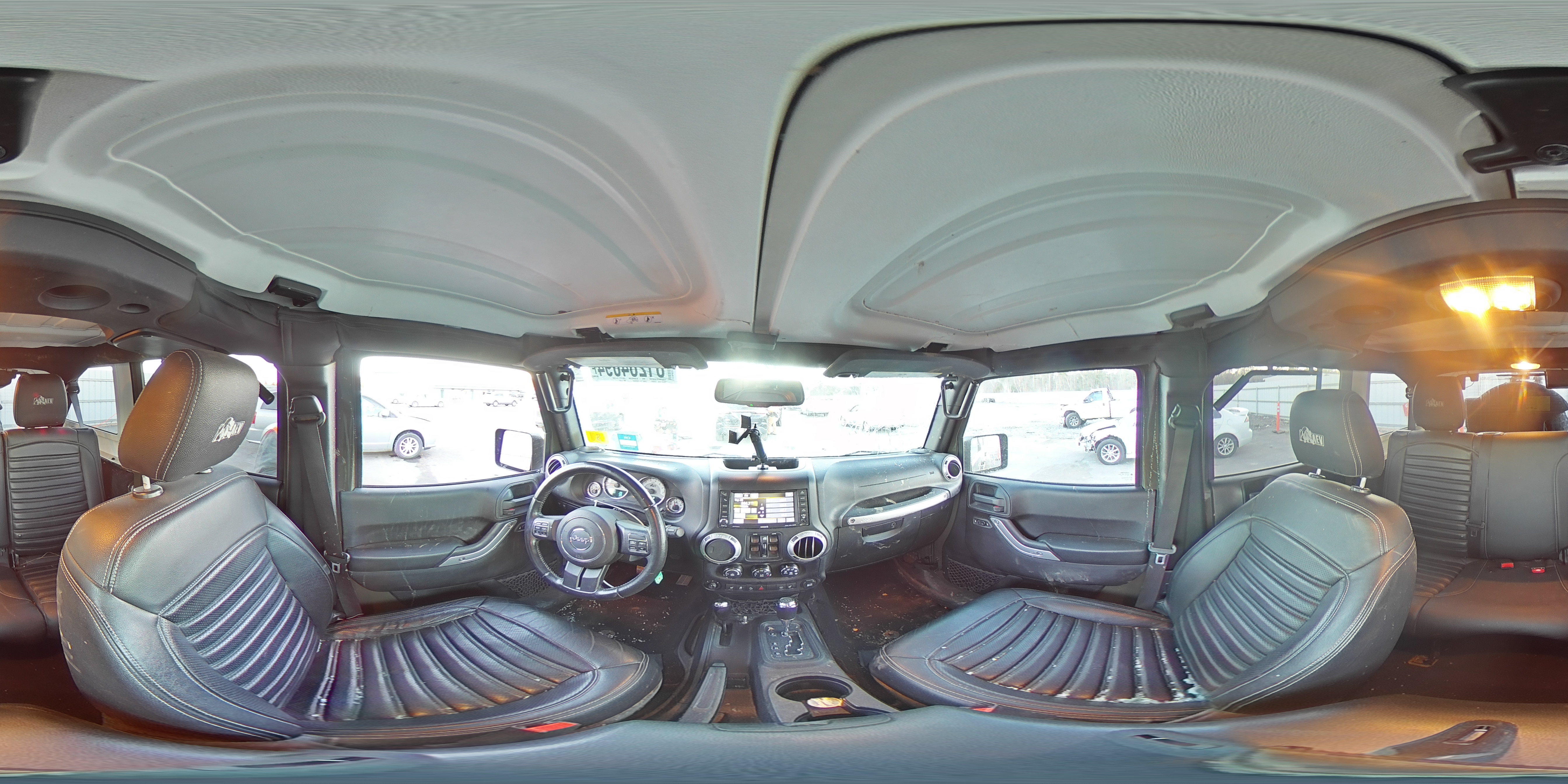 2015 Jeep Wrangler - Image 14