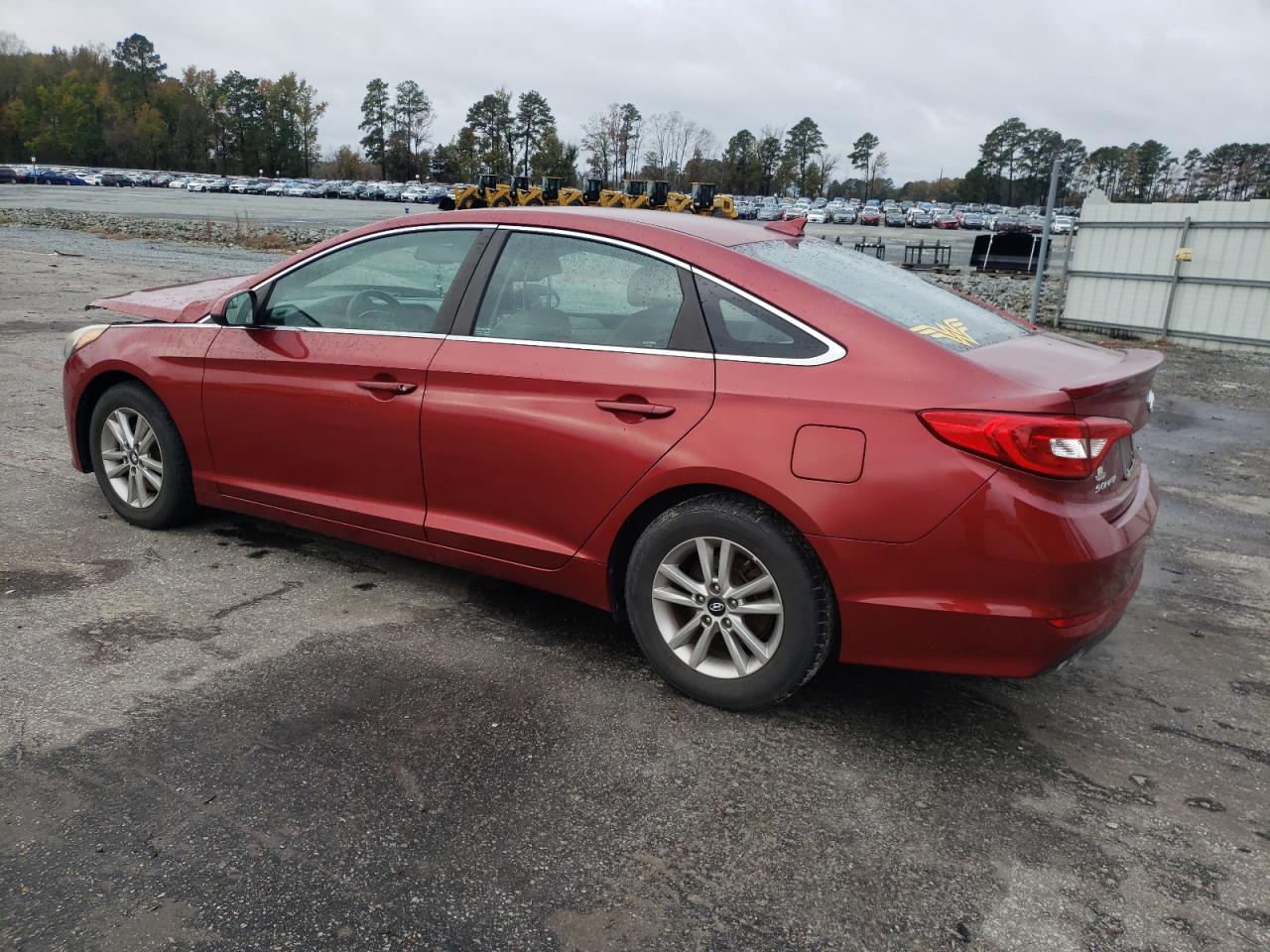 2016 Hyundai Sonata - Image 2