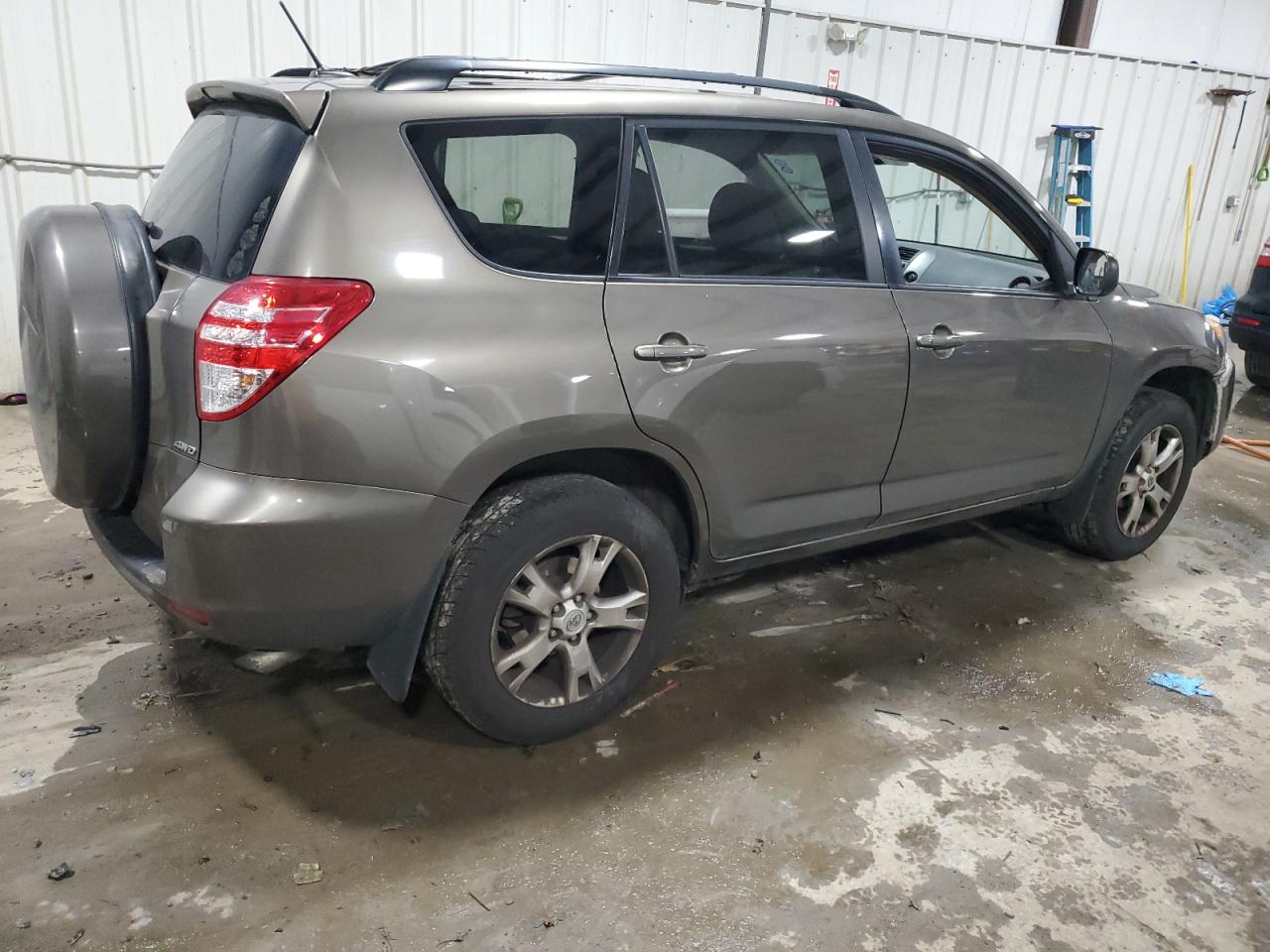 2011 Toyota RAV 4 - Image 3