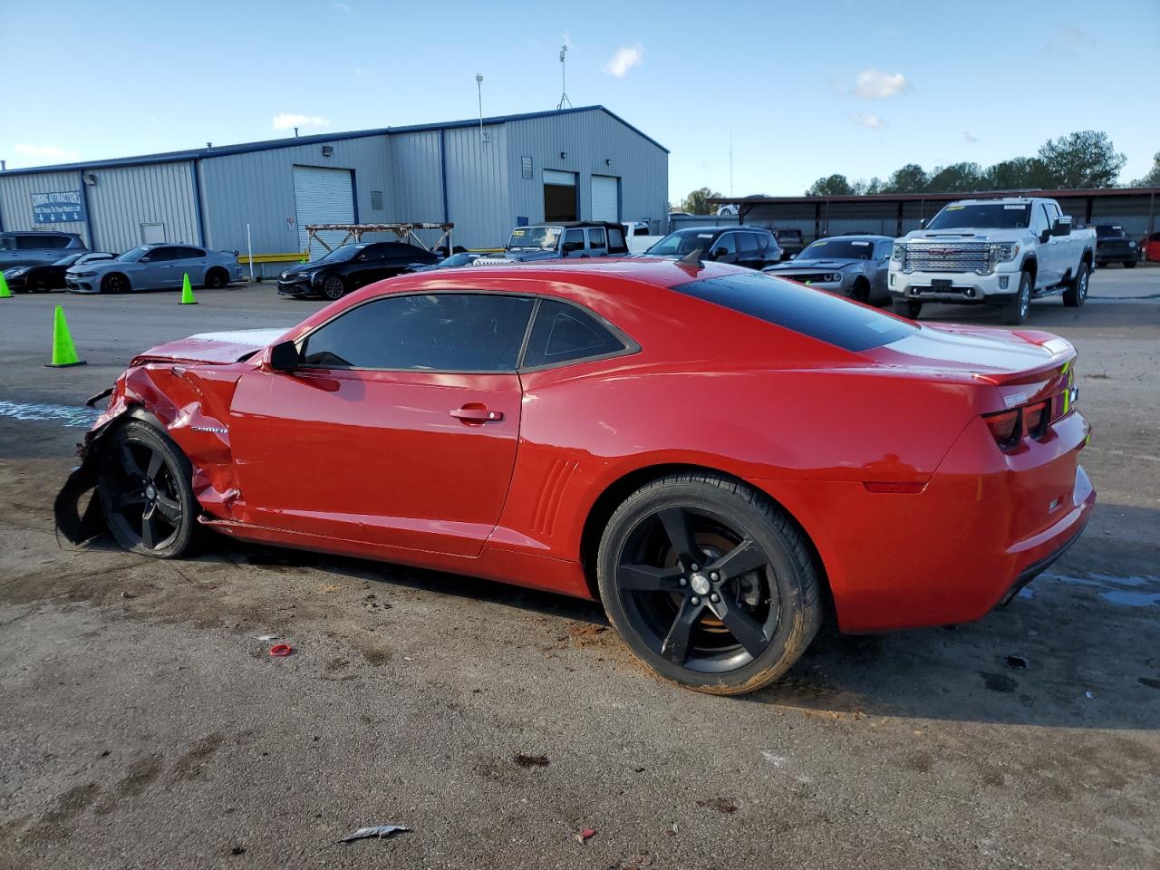 2011 Chevrolet Camaro - Image 2