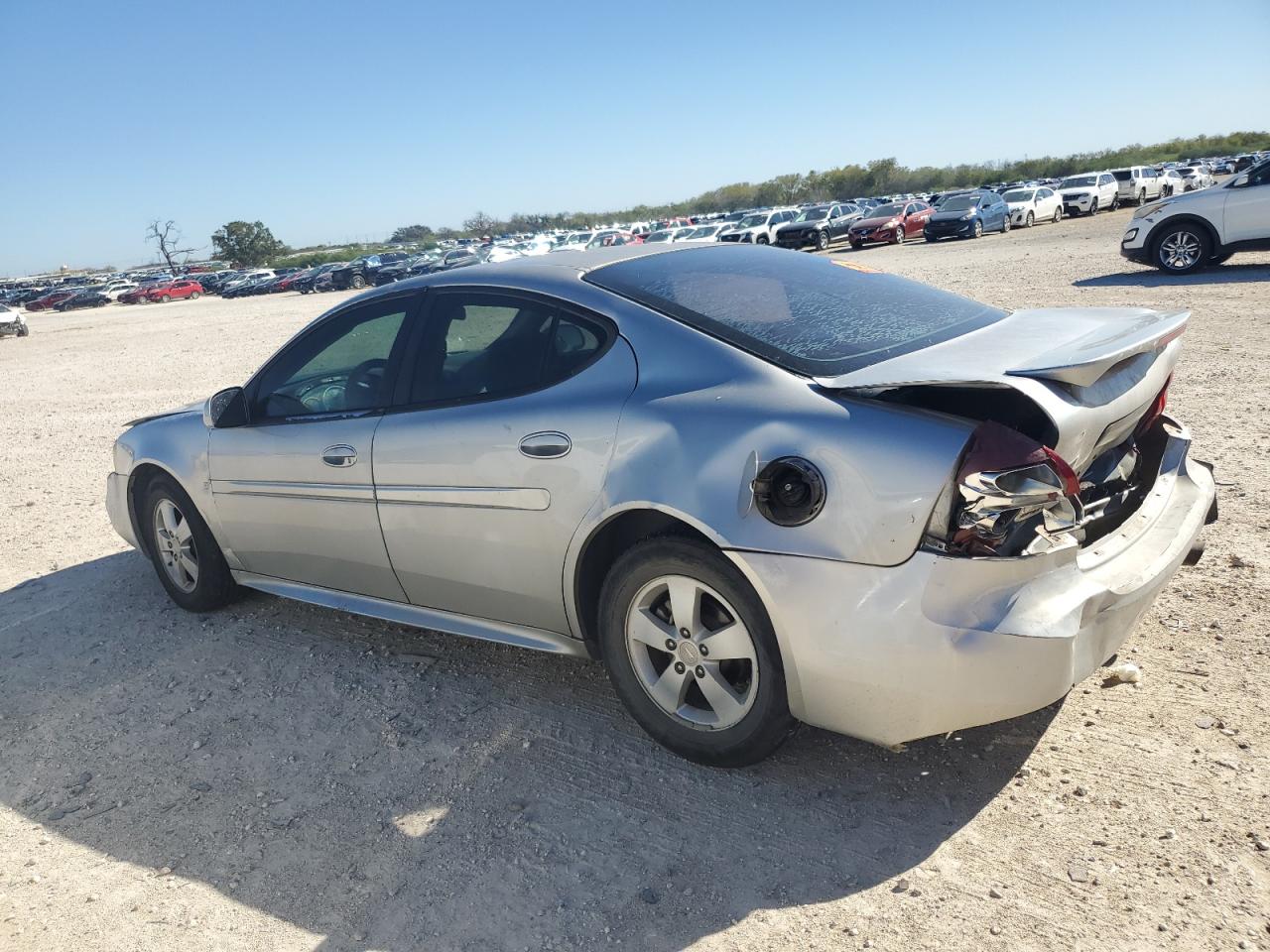 2007 Pontiac Grand Prix VIN: 2G2WP552071104889 Lot: 81505474